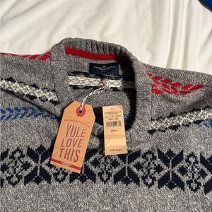American Eagle Outfitters Gray Crewneck Sweater with Red and Blue Patterns